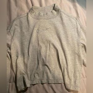 Nike long sleeve shirt size medium